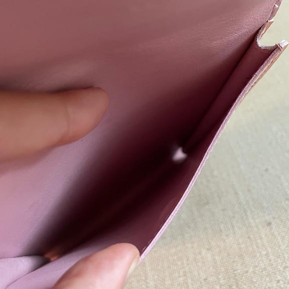 Louis Vuitton Monogram Vernis Mott Pouch - Picture 8 of 15